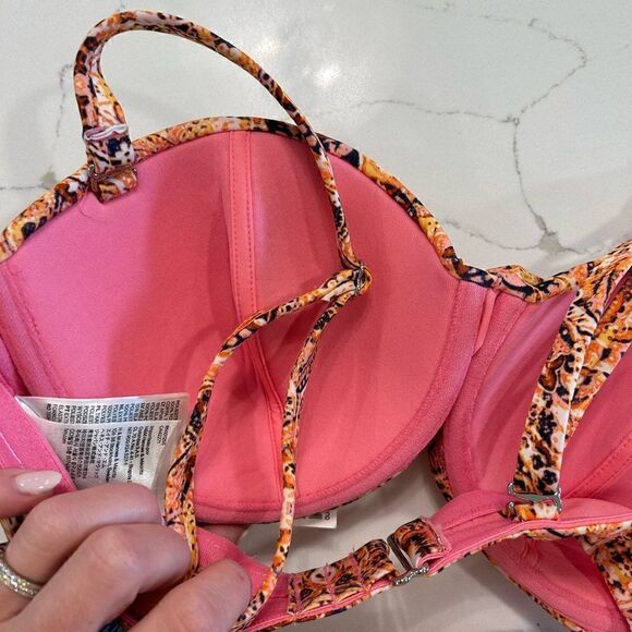 H&M Orange Pink Paisley Underwire Twist Bikini Top - Picture 6 of 6